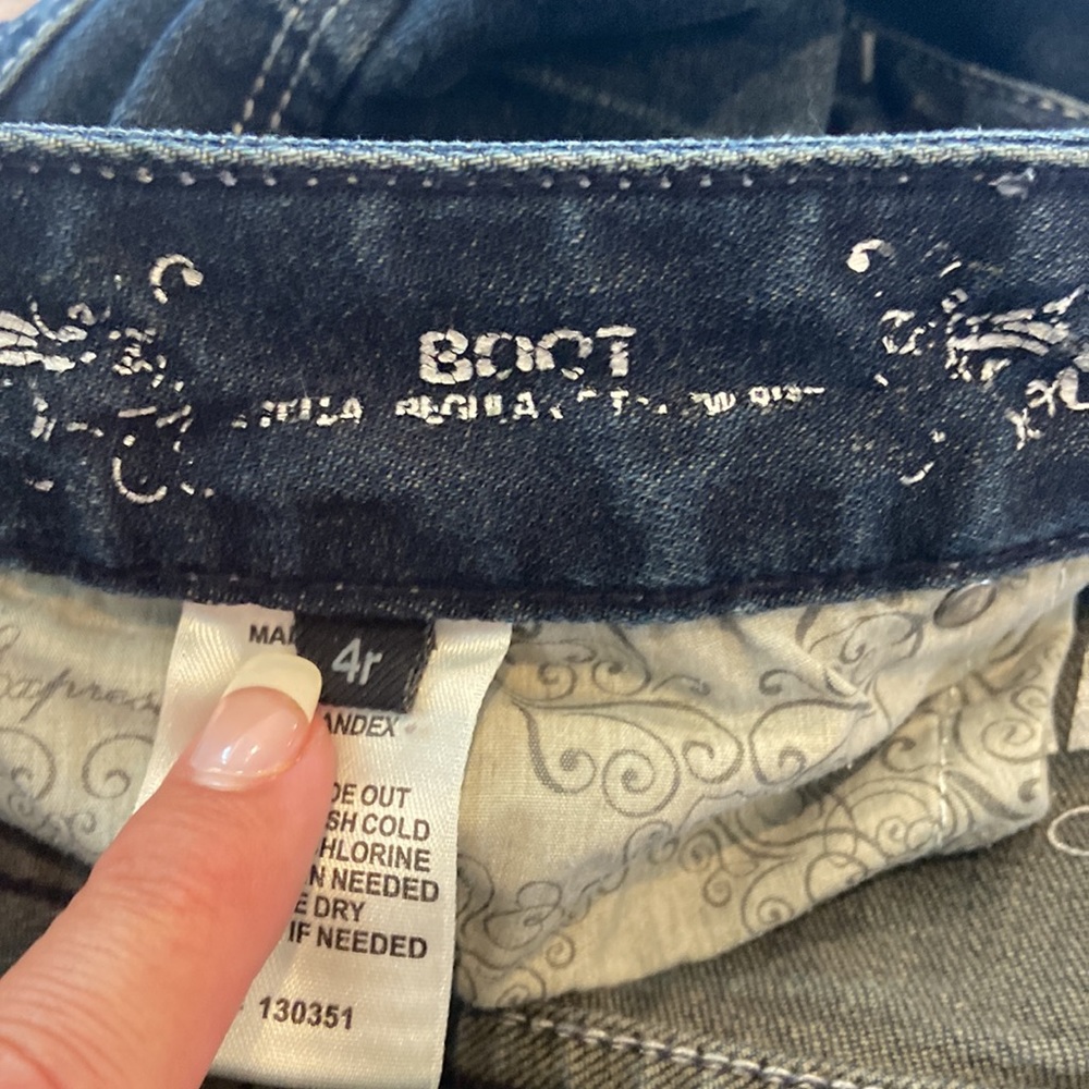 Express Boot Cut Jeans - Picture 5 of 5